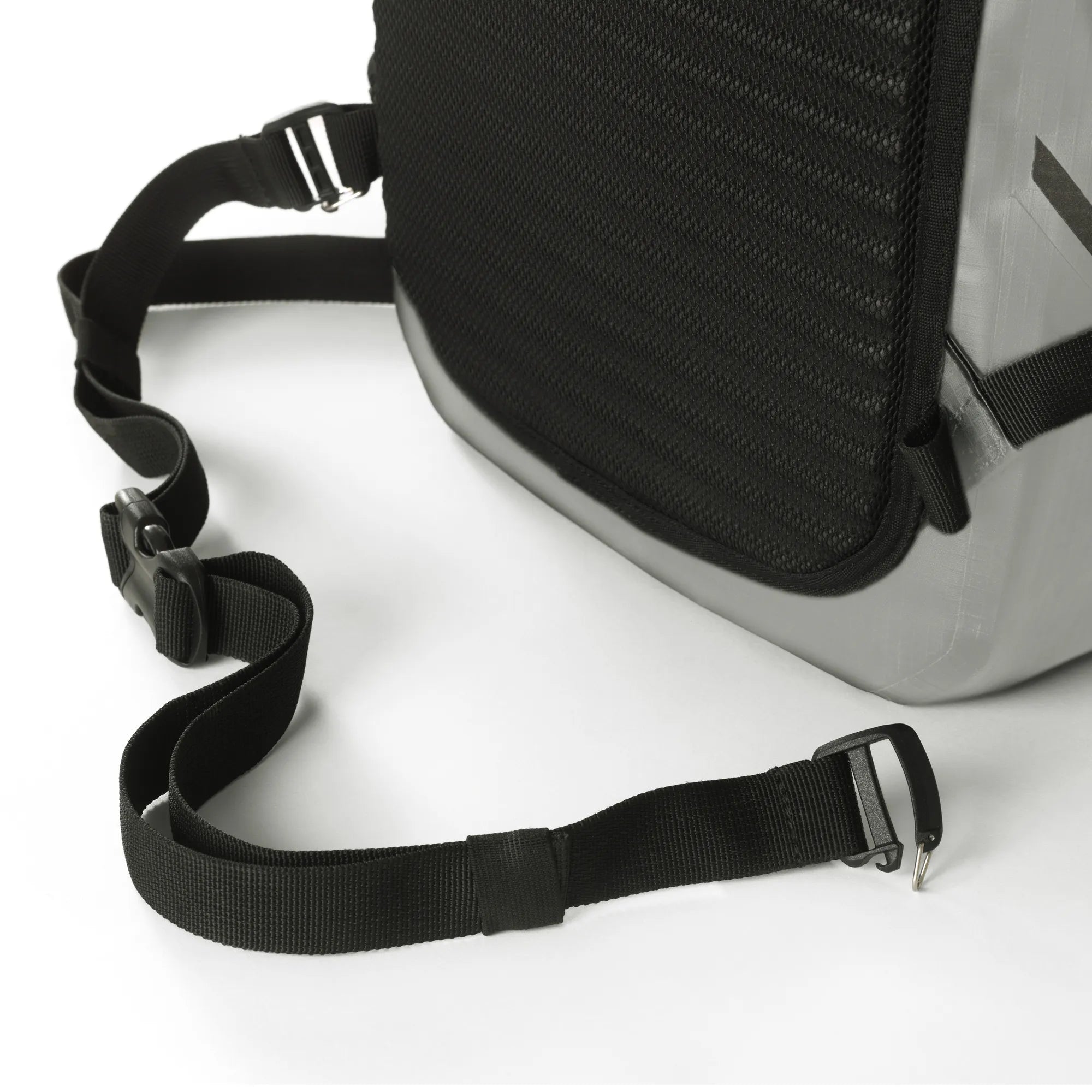 360 Orbit 25L_37749_detail-waist belt 1