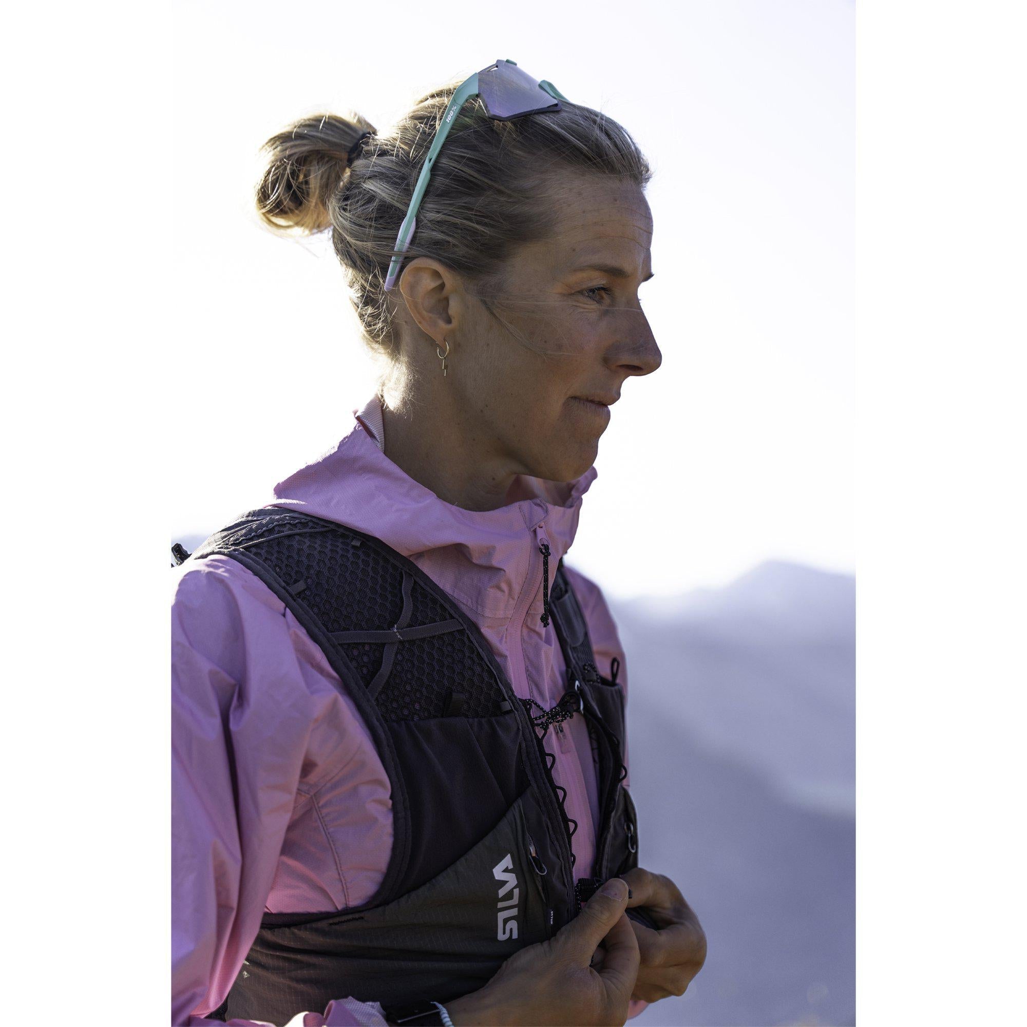 Strive 5 Running Vest (incl. 2 Soft Flasks)