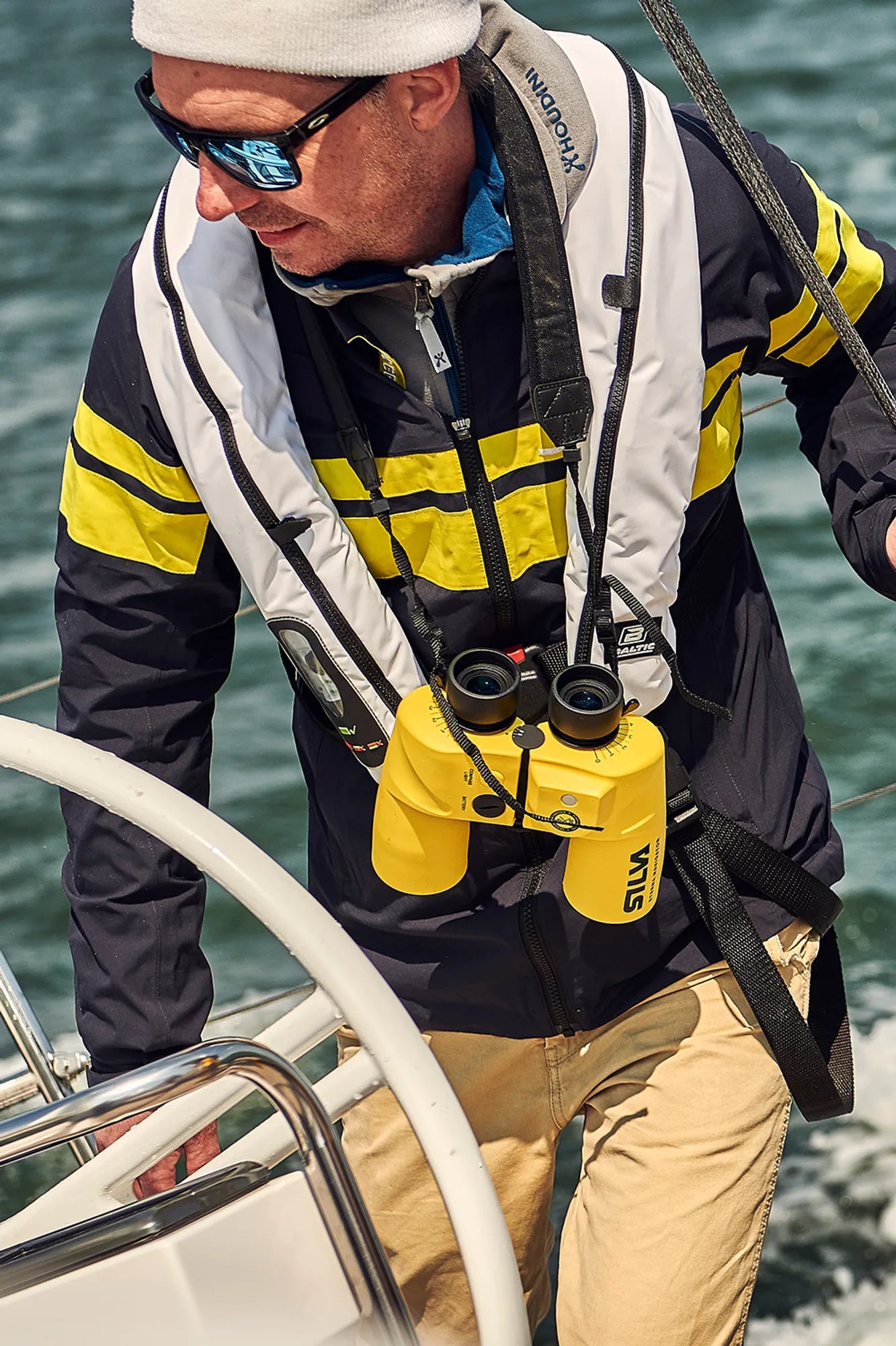 hoverImage_eternamarine