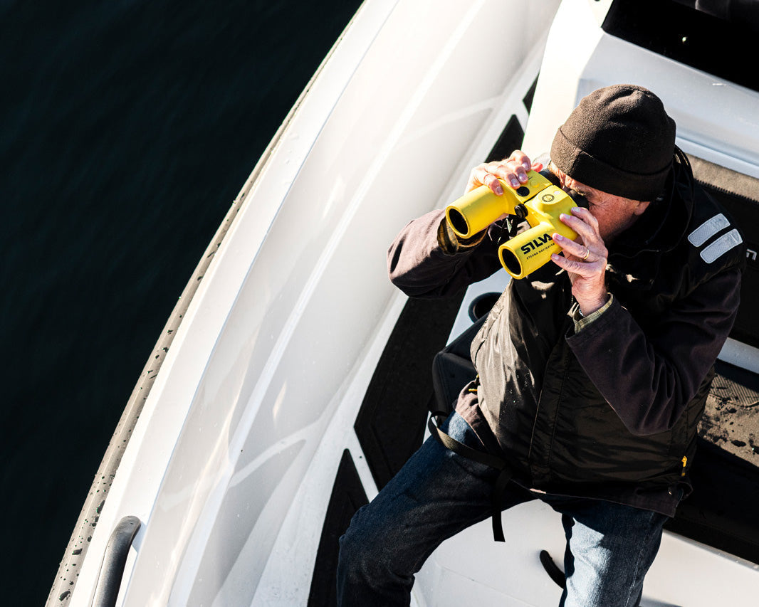 Erik sails solo