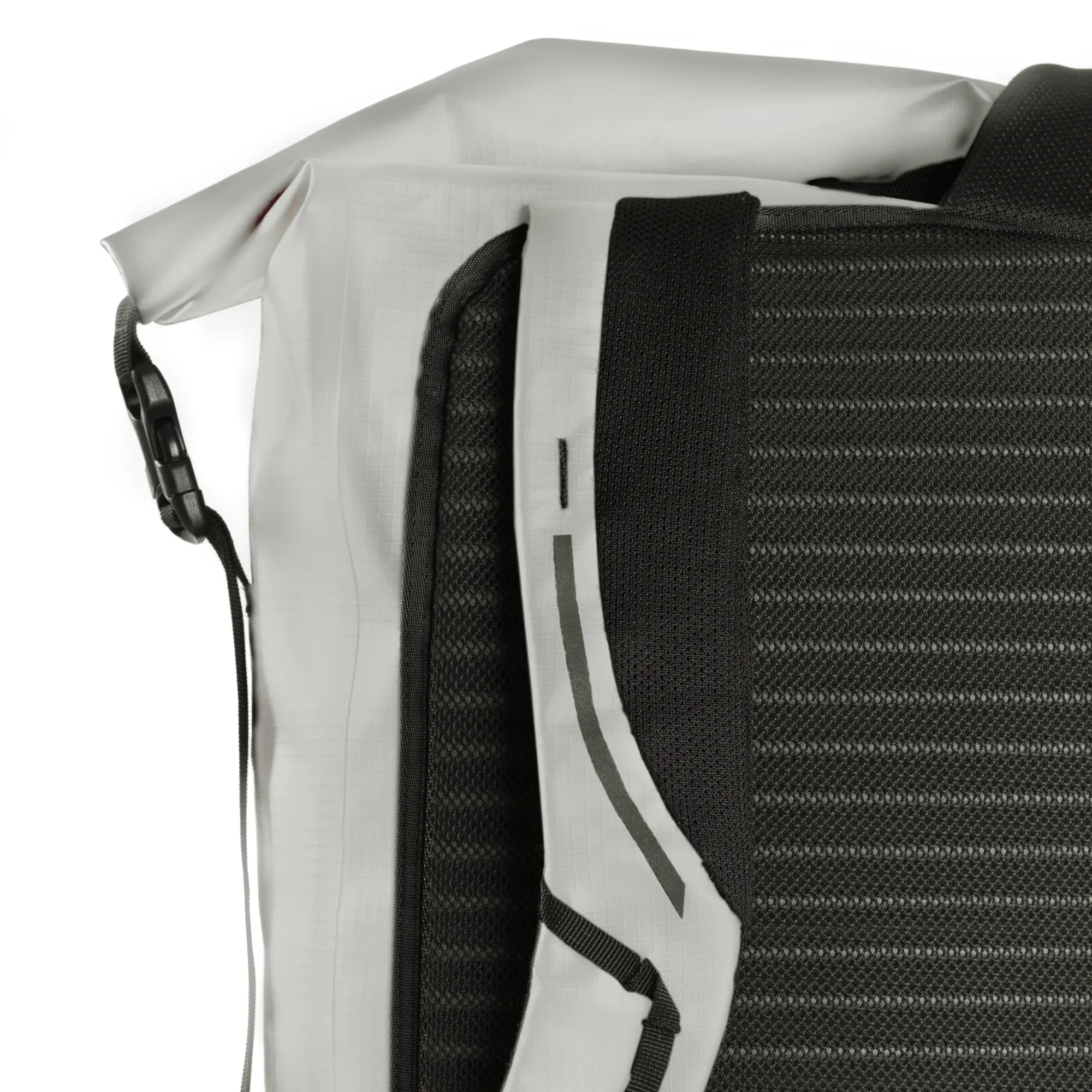360 Orbit 25L_37749_detail-back