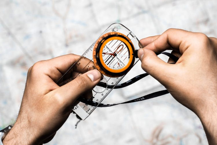 How compasses work - Explaining the core Features- SilvaSweden.com