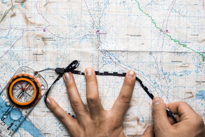 How compasses work - Explaining the core Features- SilvaSweden.com
