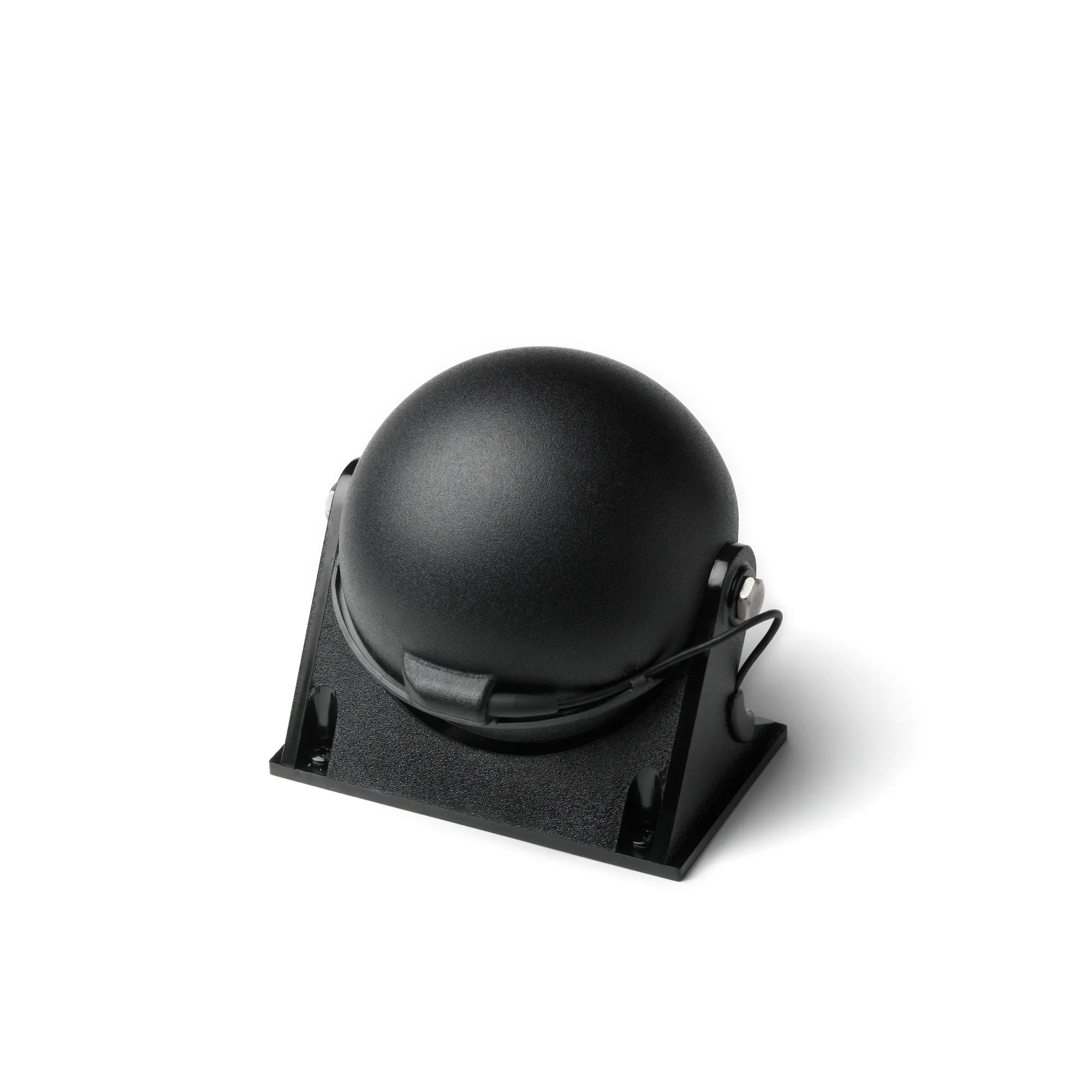 70NBC-FBC_37168-0151_lid closed