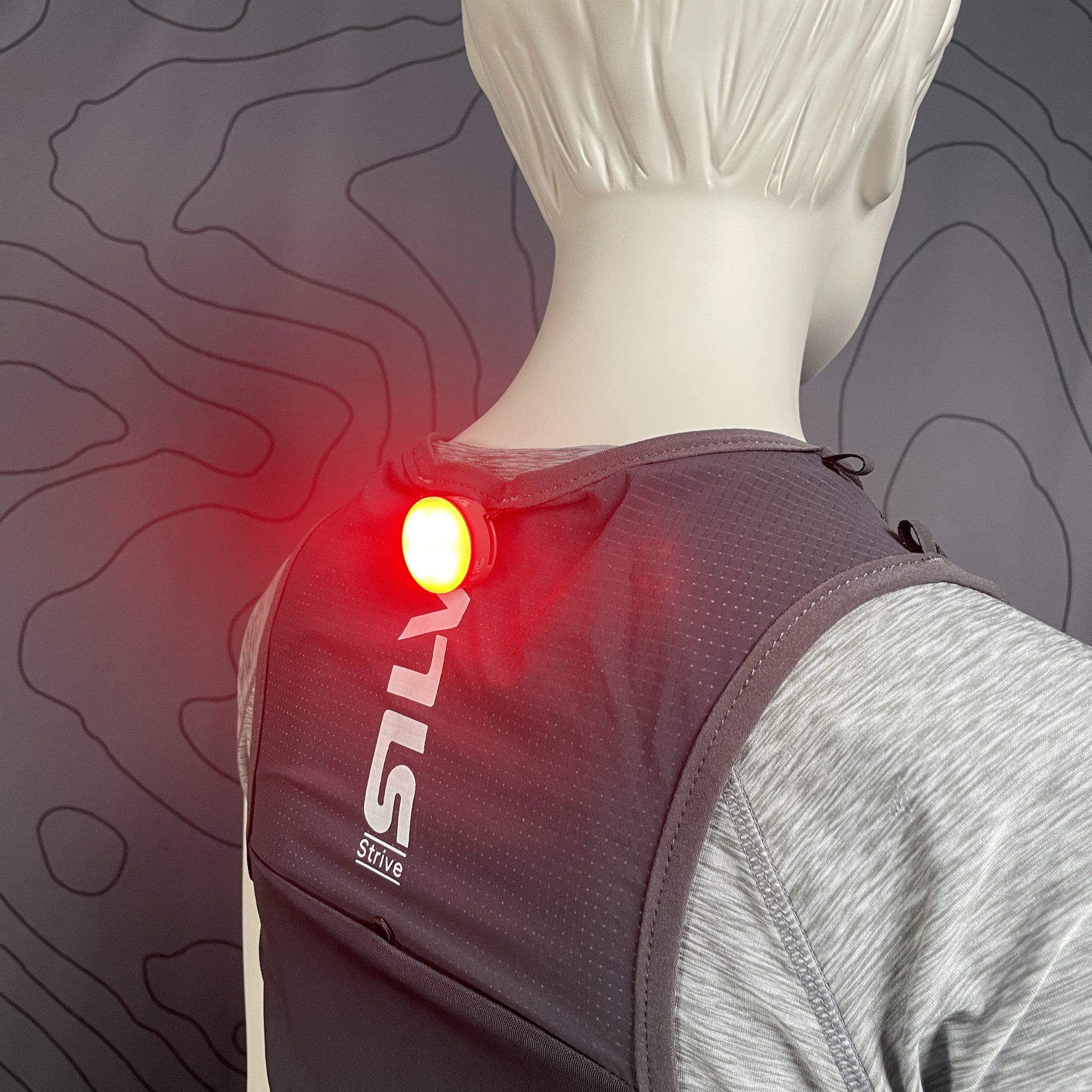 Smini Rose_38461_rear light clip on vest glowing